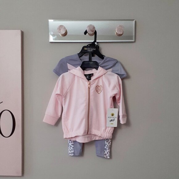 NWT Body Glove grey pink 3 piece hooded track jacket, t-shirt & leggings bundle - Picture 12 of 13